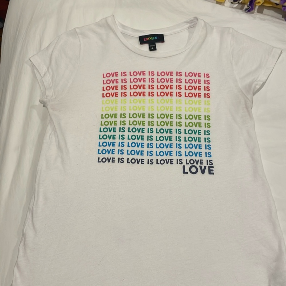 Express t shirt